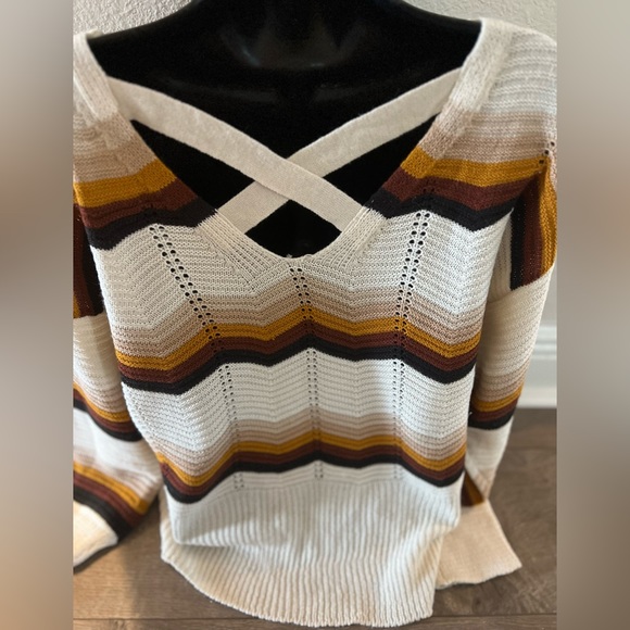Ivory Brown Chevron Print Sweater - Picture 5 of 5